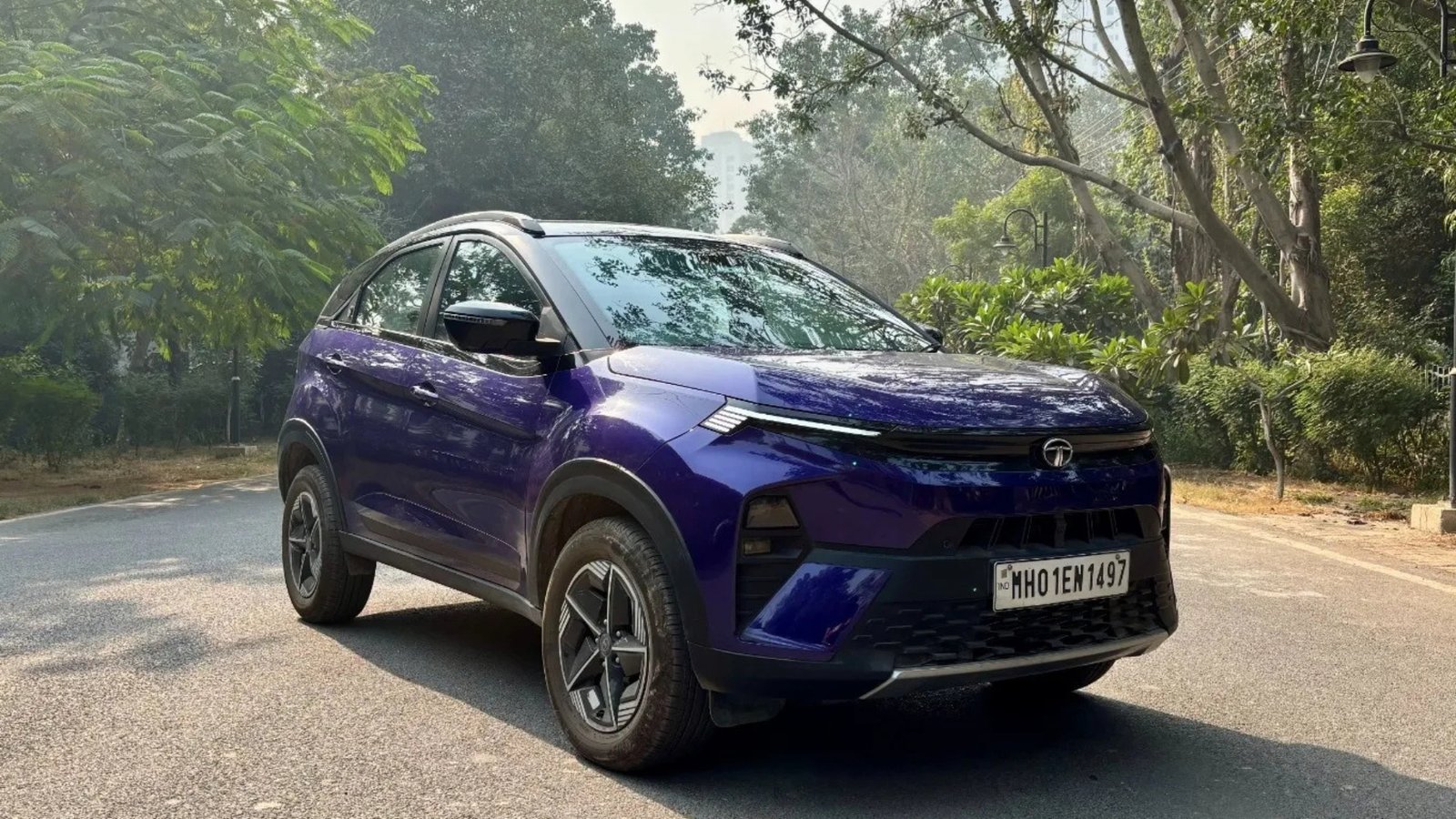 Mahindra का खेल खत्म करने भारतीय मार्केट में लॉन्च हो रही है Tata Nexon car जाने ब्रांडेड फीचर्स और लग्जरी लुक