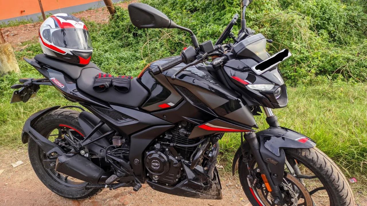 राइडर लवर के लिए बजाज ने लांच की Bajaj Pulsar N250 bike मिलेगा 60 kmpl का माइलेज और स्टाइलिश लुक